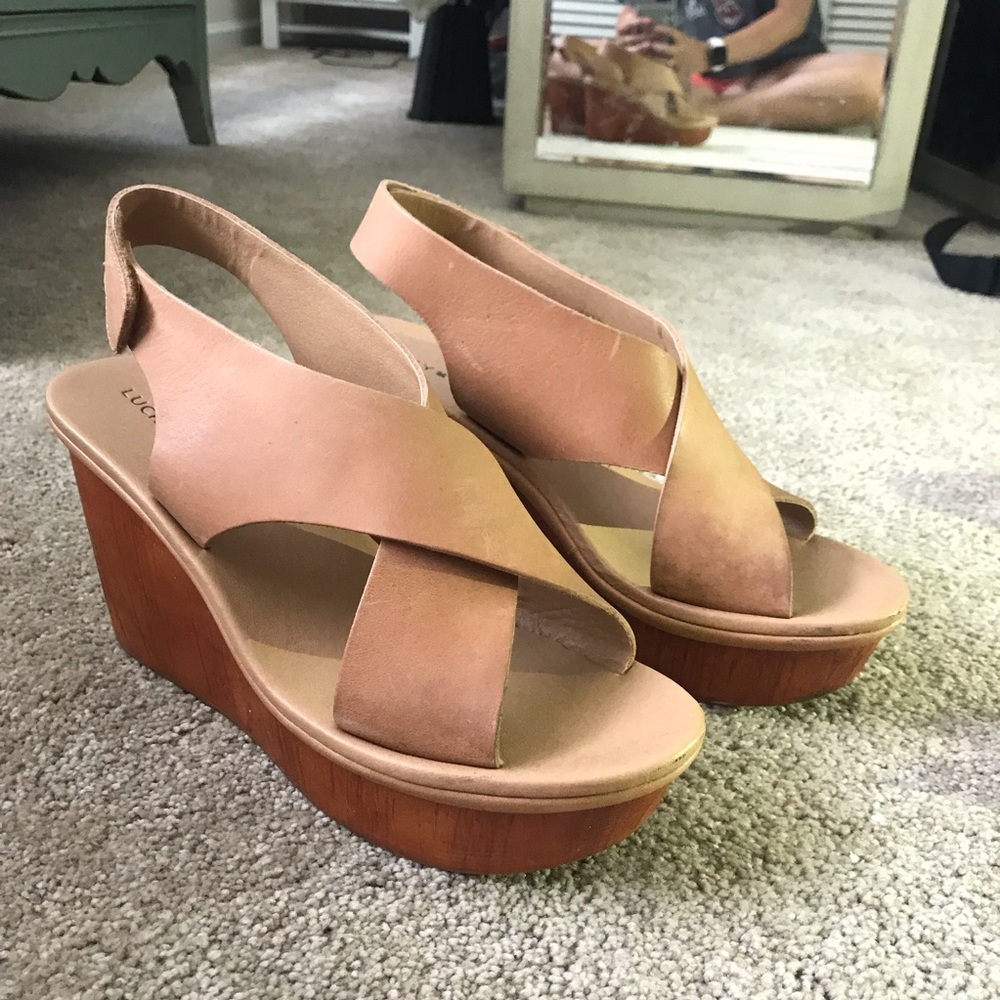 Tan Lucky Brand wedges, 10